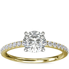 Anillo de compromiso con pavé de diamantes Riviera en oro amarillo de 18 k (1/6 qt. total)